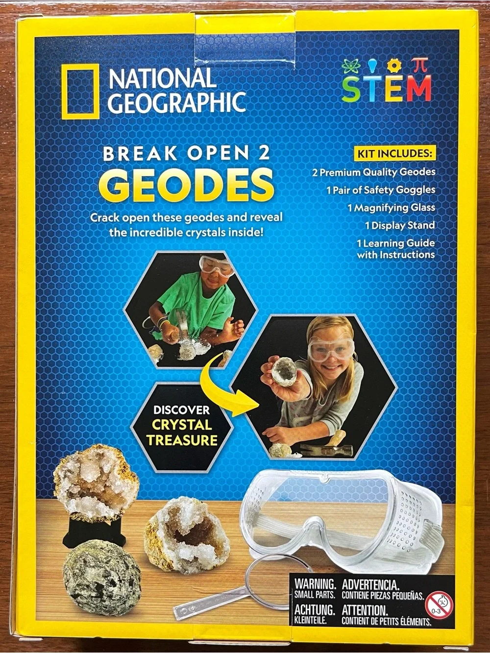 National Geographic break open 2 geodes stem activity age 8+ new in box